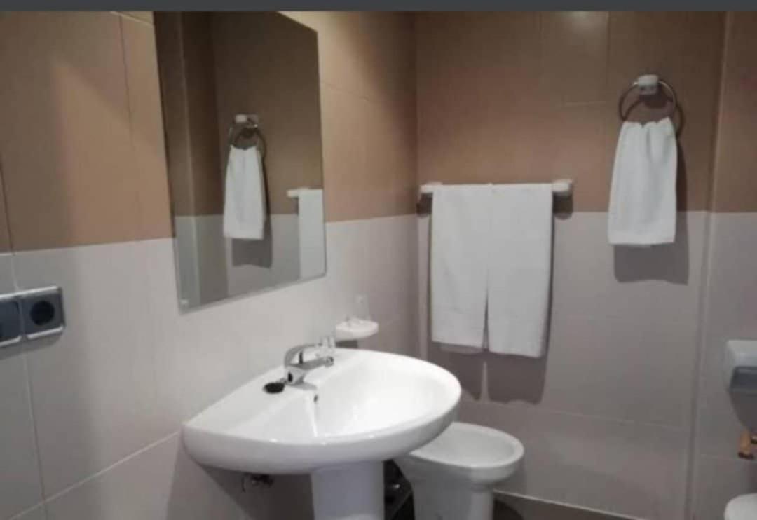 Hotel Pisuerga Proaza Dış mekan fotoğraf